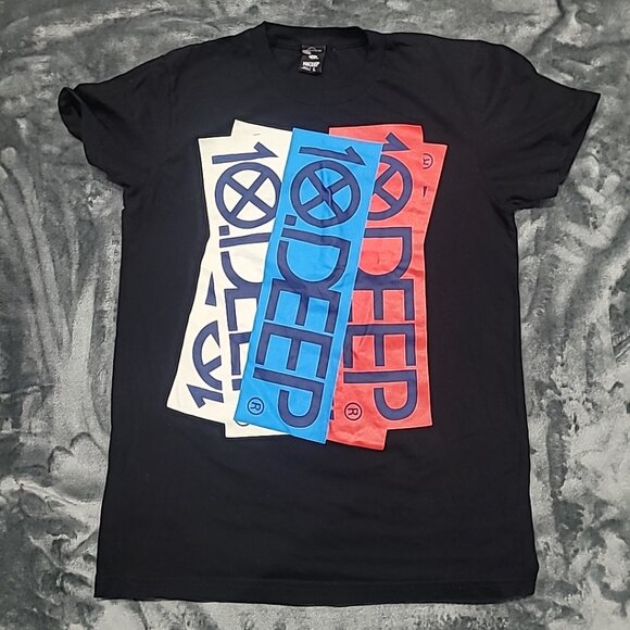 10.Deep T-shirt 100% Cotton size Large Black Logo Red Blue and White - Picture 1 of 7